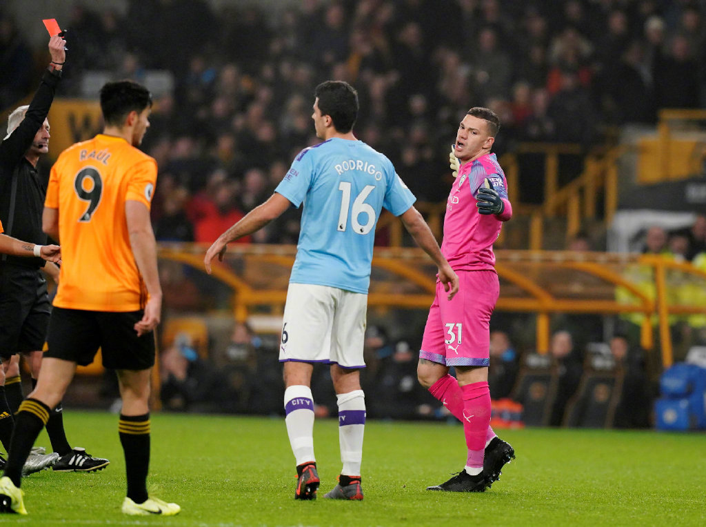 赔率变化官方公布最新积分榜,悬念再起 赔率变化官方公布最新积分榜,悬念再起