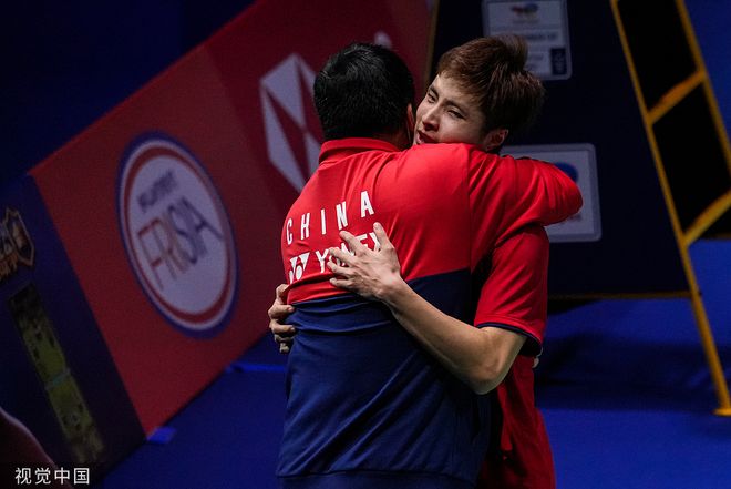 泰国队逆转印尼队，石宇奇扛起全队