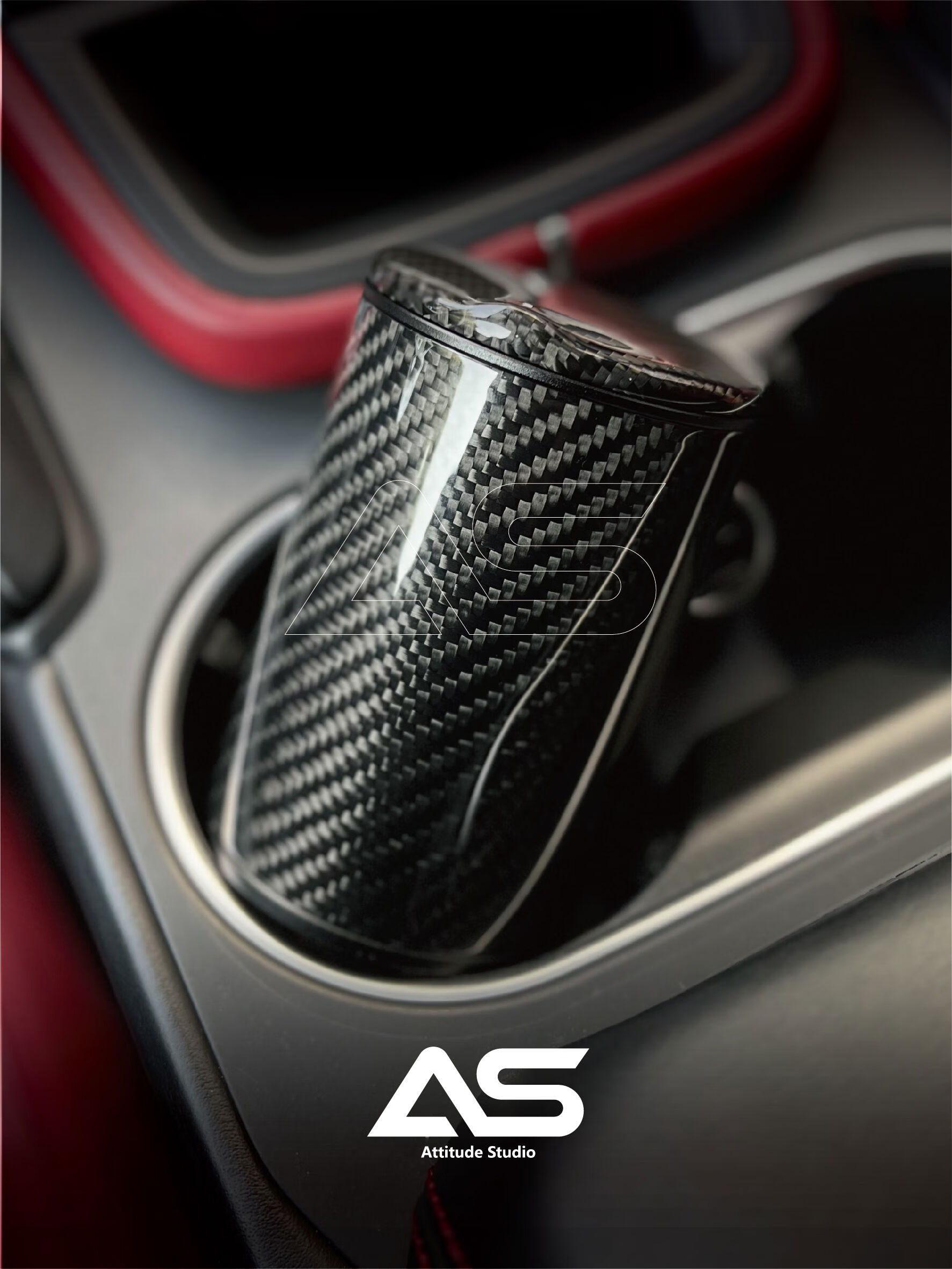 迈凯伦翻盘梅赛德斯，拉塞尔高光表现