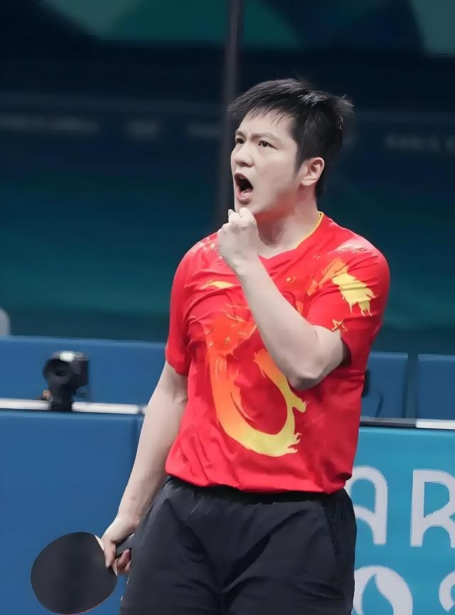 日本队轻取英格兰队，樊振东状态火热