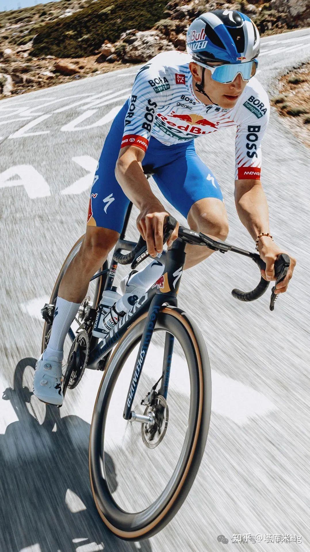 法拉利力克红牛车队，拉塞尔扛起全队