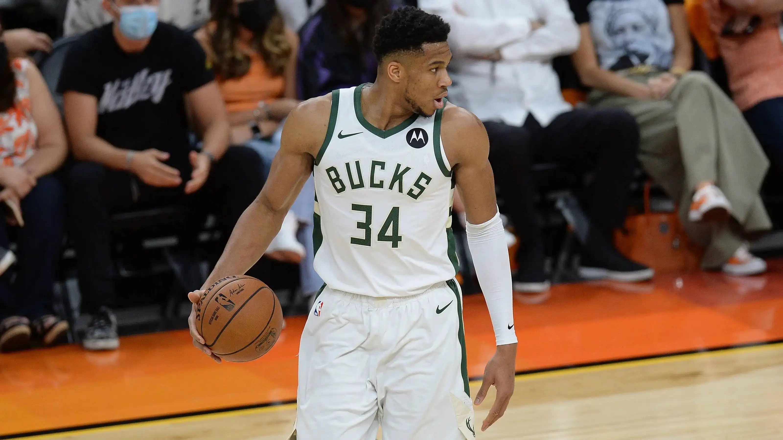 灰熊逆转浙江队，霍勒迪惊艳四座