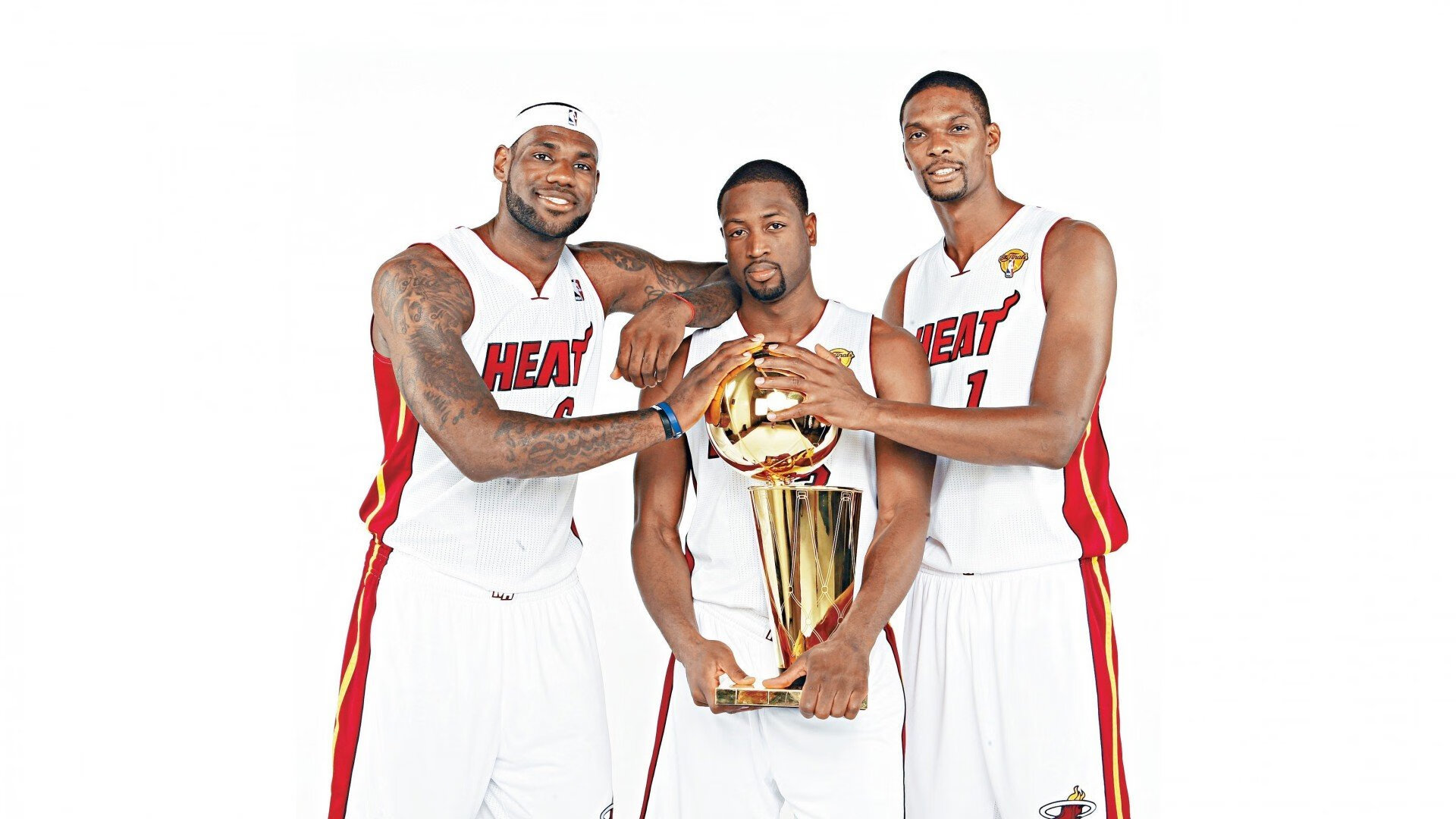 爱游戏官方-猛龙式防守锁链下的破壁之战，塔图姆如何成为终结辽宁神话的关键先生