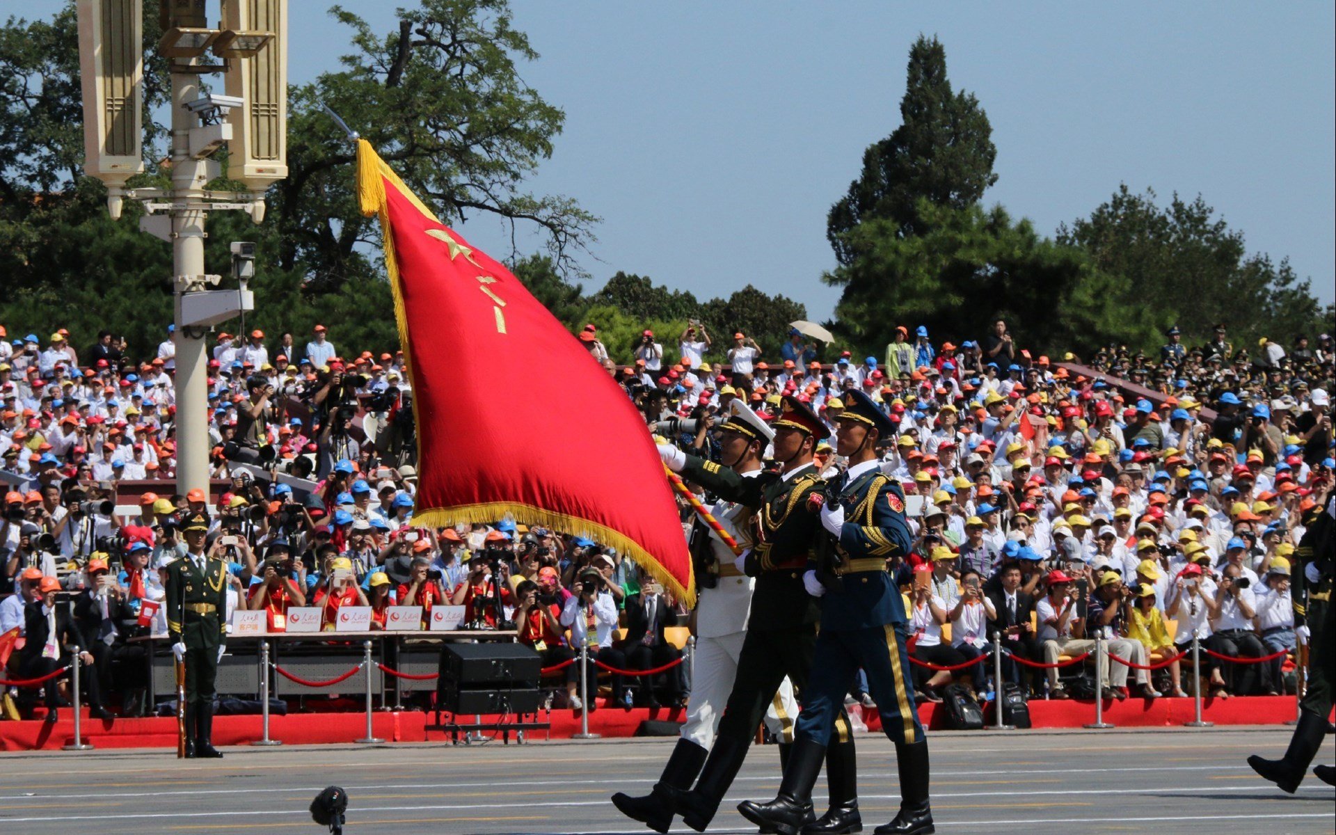 爱游戏-伦纳德教科书级表现，黄蜂力克凯尔特人的关键之战