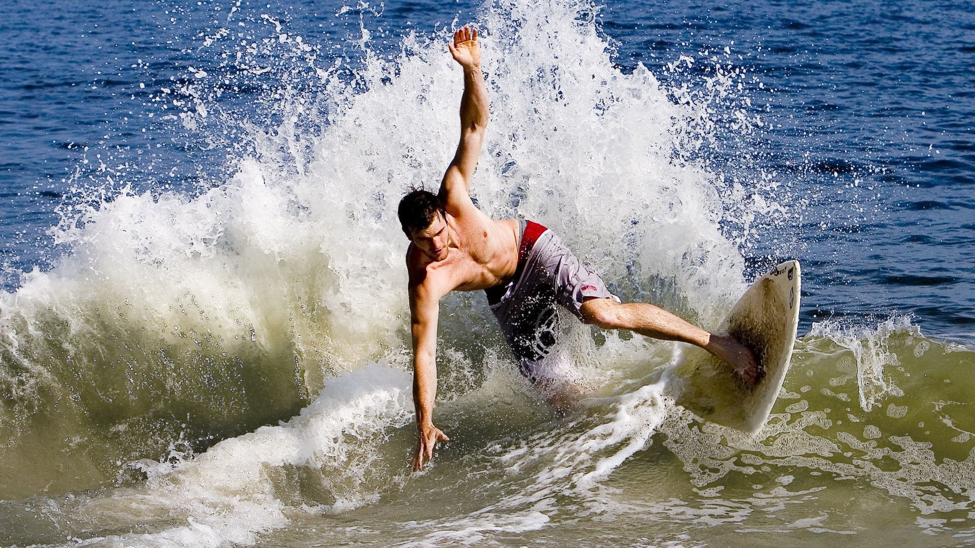 冰火之歌，孔德单骑突阵，洪都拉斯疾风骤雨压制贝蒂斯