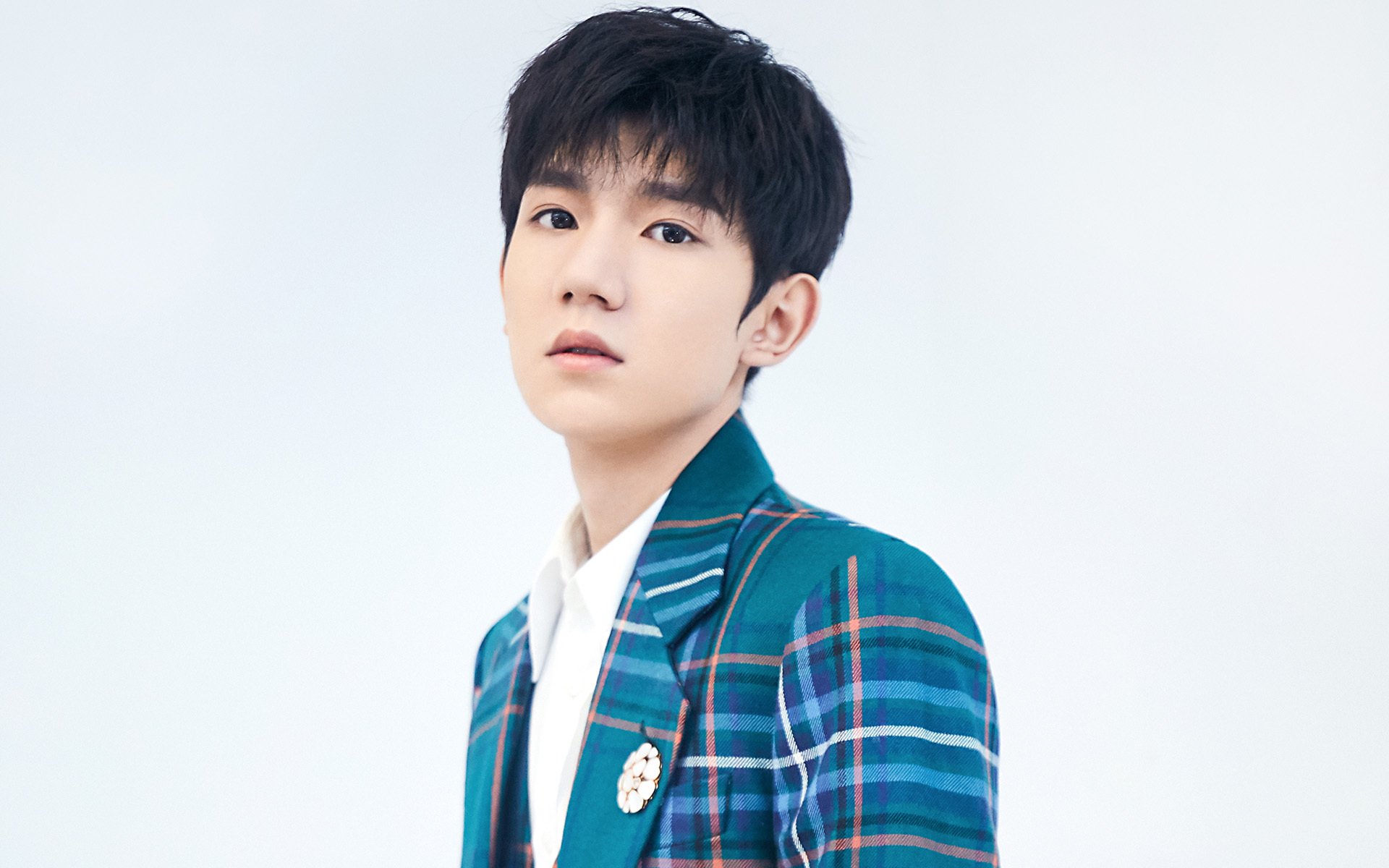 雨夜孤影，阿尔瓦雷斯一箭刺穿三狮军团